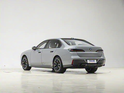 2023�� 740Li ������ M�˶���װ