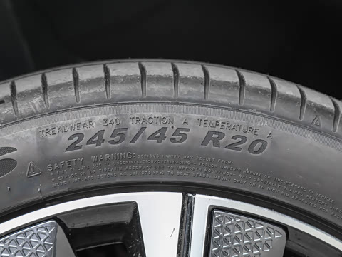 2026�� 700 Max