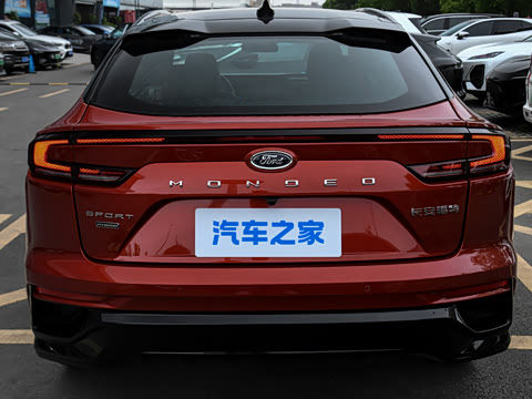2026�� 2.0T EcoBoost  E �춯  �˶��� ST-Line