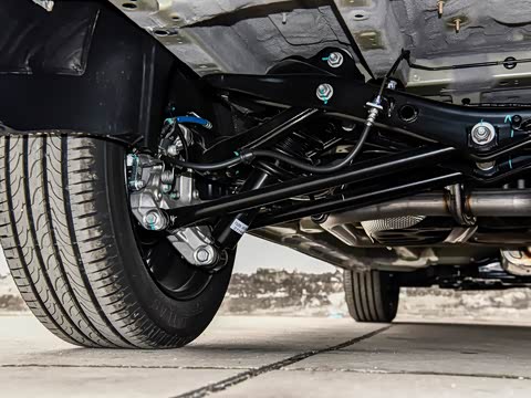 2026�� 1.5T 6MT ������ 