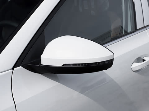 2026�� S 300TSI ������