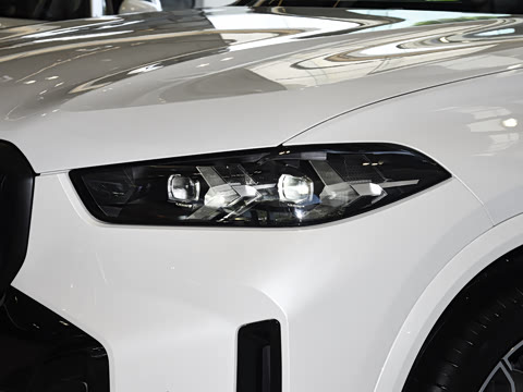 2026�� �Ŀ� xDrive 30Li ������M�˶���ҹ��װ