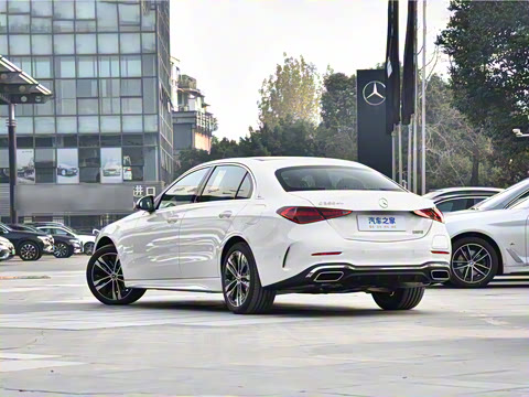 2025�� �Ŀ� C 350 eL