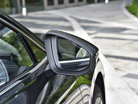 2026�� L 300TSI DSG ������