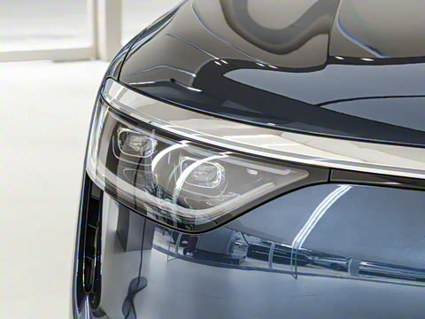 2025�� ���� Max+ ������������ 