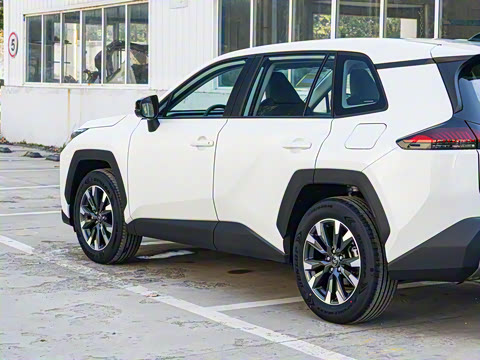 2026�� 2.0L ����������