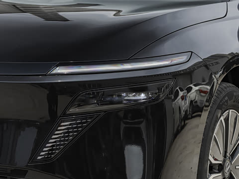 2026�� 180 Pro �ഺ��