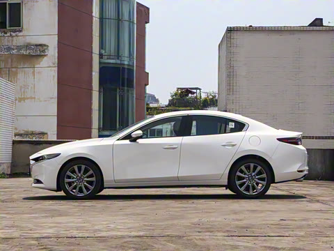 2025�� 2.0L �Զ���ҫ��