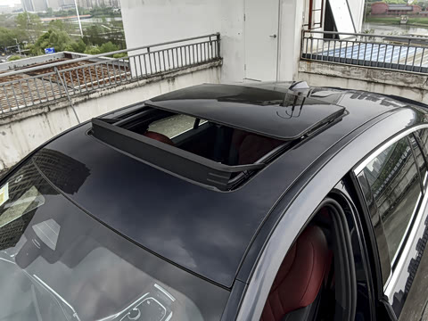 2026�� xDrive40i M�˶���װ
