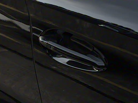 2025�� 610km PLUS