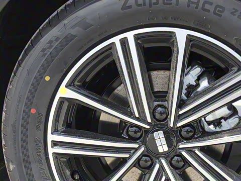 2025�� EM-i 70km ������