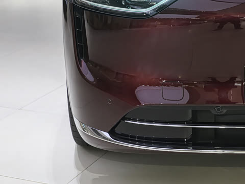2025�� ���� Ultra�� 53.4kWh 6���� (896�߼����״