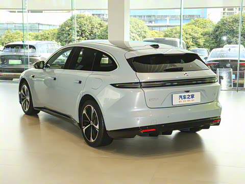 2025�� 100kWh Touring