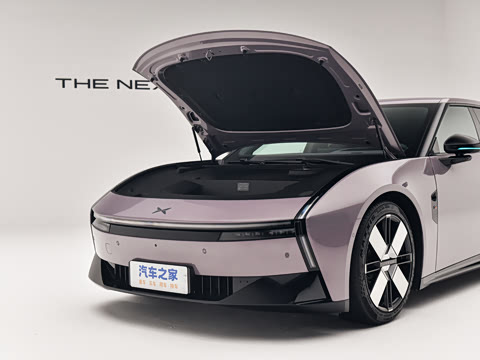 2025�� 750 ���������� Ultra