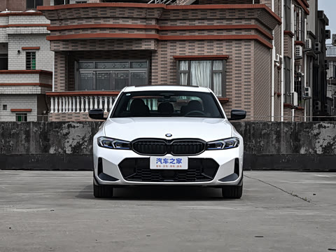 2026�� 330Li ������ M�˶���ҹ��װ