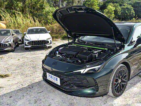 2026�� 2.0T Trophy+ �����˶���