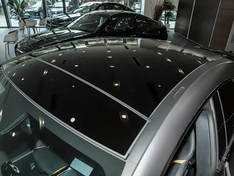 2025�� AMG CLA 45 S 4MATIC+