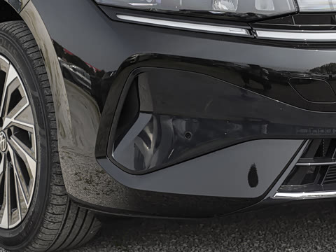 2026�� L 300TSI DSG ������