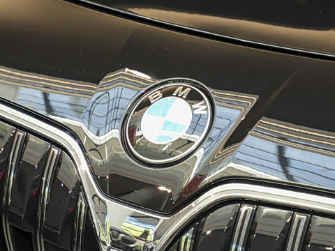 2026�� 740Li ������ M�˶���װ