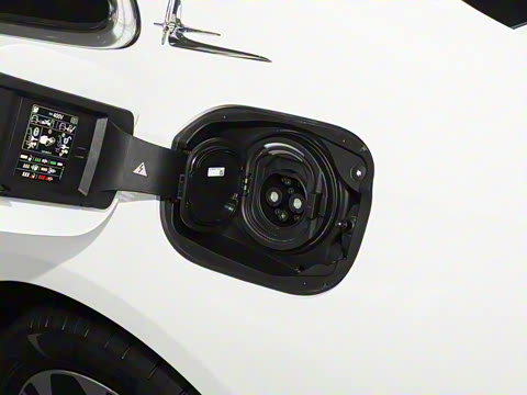 2024�� E 350 e L ���ʽ��϶����˶��γ�