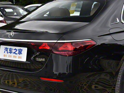 2026�� E 300 L ʱ����