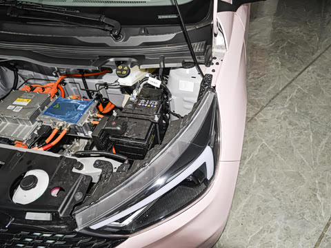 2025�� Plus 330KM������