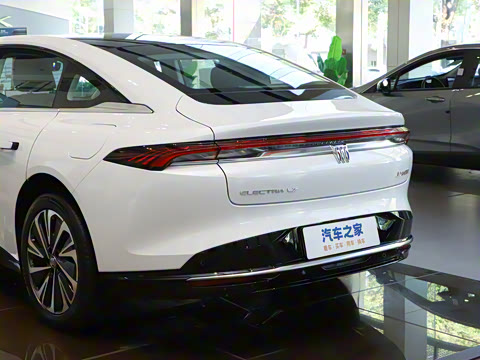 2025�� ������