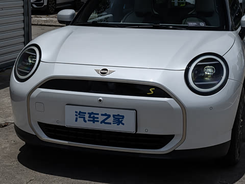 2026�� 463km COOPER SE ����������