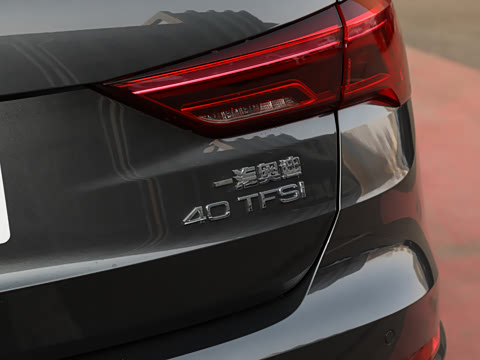 2026�� quattro 45�����ذ� 40TFSI ʱ�ж�����