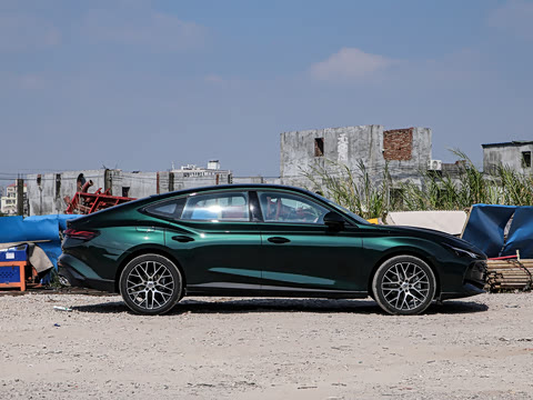 2026�� 1.5T 300 DCT���Ű�