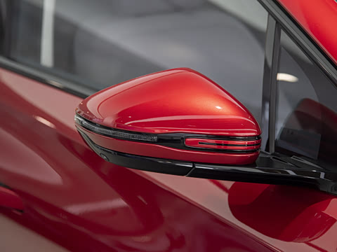 2025�� 750��