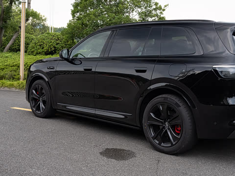 2025�� ���� Ultra ����������