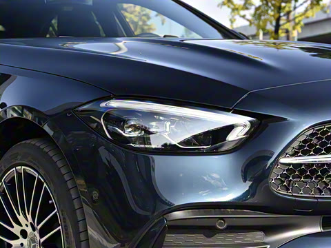 2026�� C 260 L �˶���