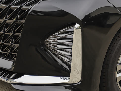 2026�� 2.5L ����׿��318��
