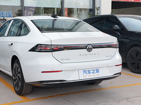 2026�� L 300TSI DSG ������