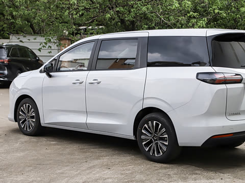 2026�� 1.5T CVT ������