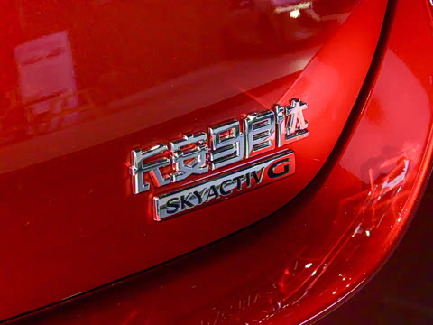 2025�� 2.0L �Զ������