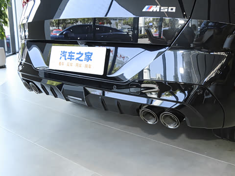 2026�� M50 xDrive