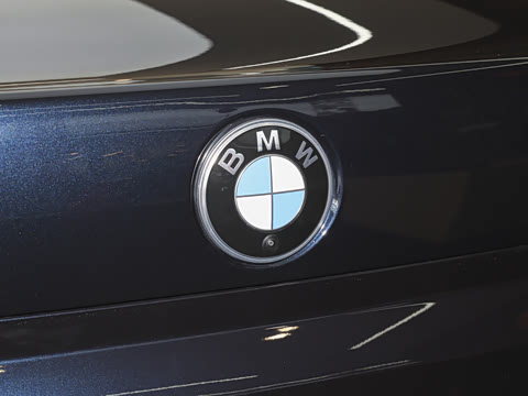 2026�� 735Li ������װ