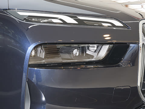 2026�� 735Li ������װ