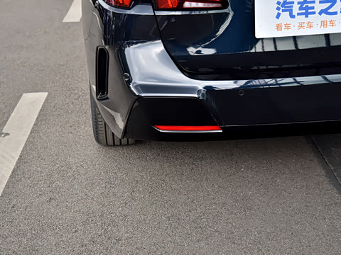 2026�� 225L M�˶���װ