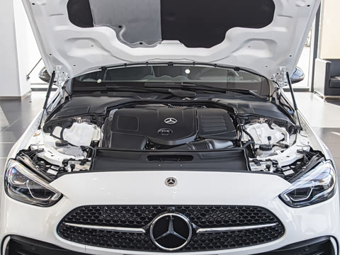 2026�� C 260 L �ҹ�˶���