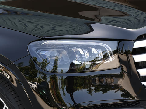 2025�� �Ŀ� GLS 450 4MATIC ������