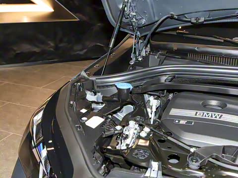 2025�� sDrive25i M�˶���װ