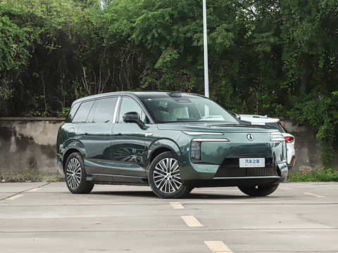 2025�� ������