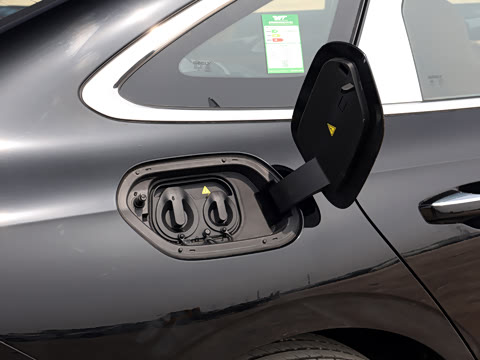 2026�� EM-i 235km ̽��+��