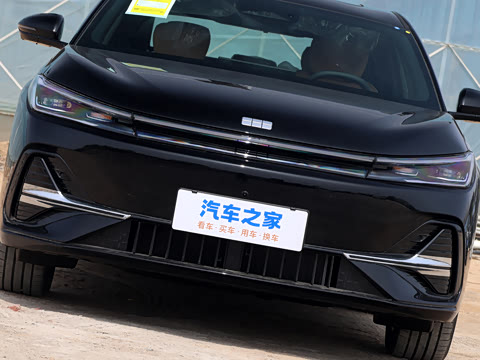 2026�� EM-i 235km ̽��+��