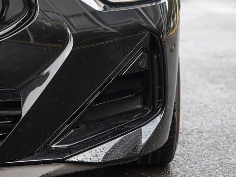 2026�� M240i xDrive