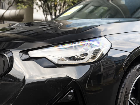 2026�� M240i xDrive