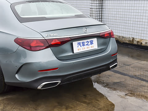 2026�� E 300 ʱ�����˶���